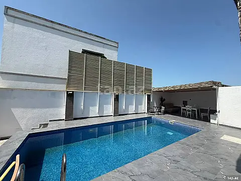 Satılır 3 otaqlı həyət evi 100 m² — Bakı, Novxanı 3 otaq 100.00 m²