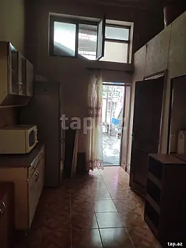 Kirayə verilir 2 otaqlı həyət evi 70 m² — Bakı 2 otaq 70.00 m²