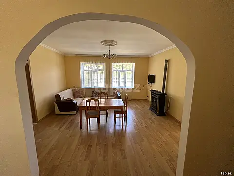 Kirayə verilir 3 otaqlı həyət evi 2151542 m² — İsmayıllı 3 otaq 2151542.00 m²