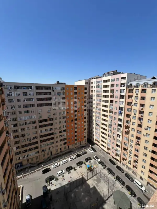 Kirayə verilir 3 otaqlı yeni tikili 118 m²