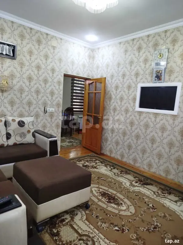 Satılır 4 otaqlı həyət evi 125 m²
