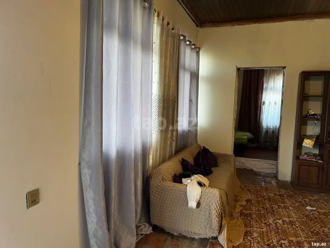 Kirayə verilir 3 otaqlı həyət evi 12 m²