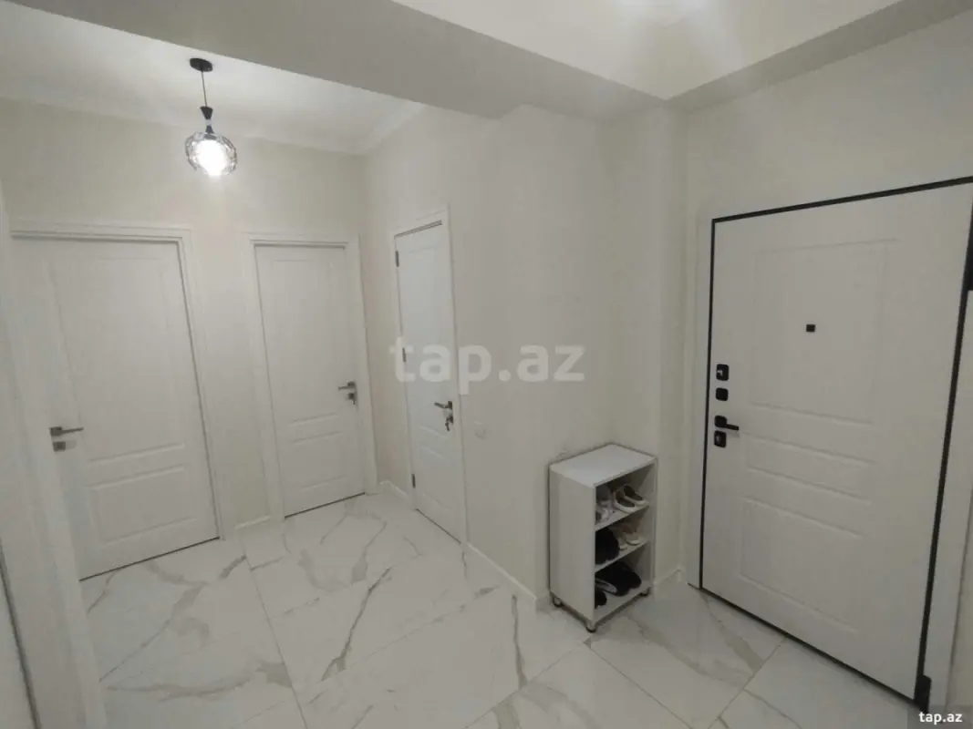 Kirayə verilir 3 otaqlı yeni tikili 90 m²