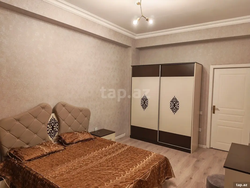 Kirayə verilir 3 otaqlı yeni tikili 110 m²