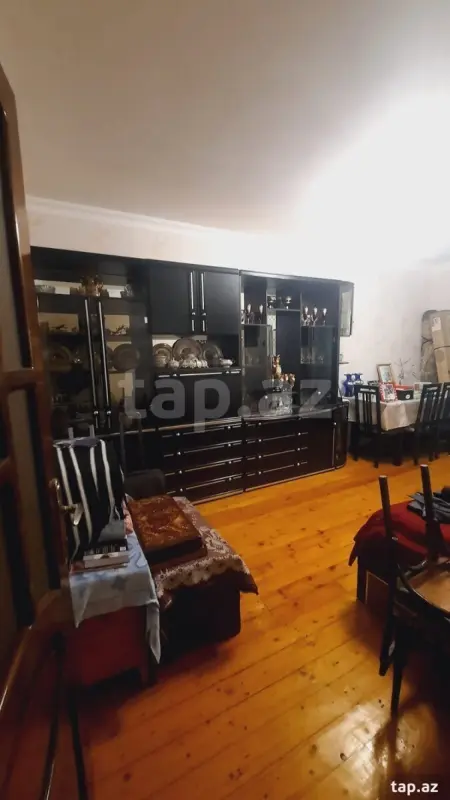 Kirayə verilir 4 otaqlı mənzil 88 m²