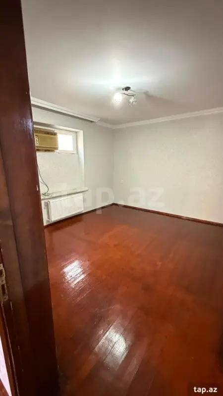 Satılır 5 otaqlı həyət evi 170 m²
