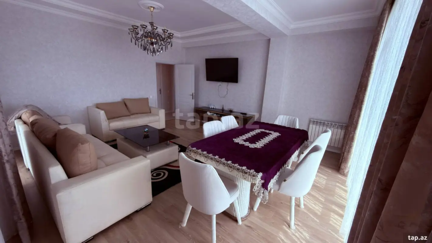 Kirayə verilir 2 otaqlı yeni tikili 95 m²