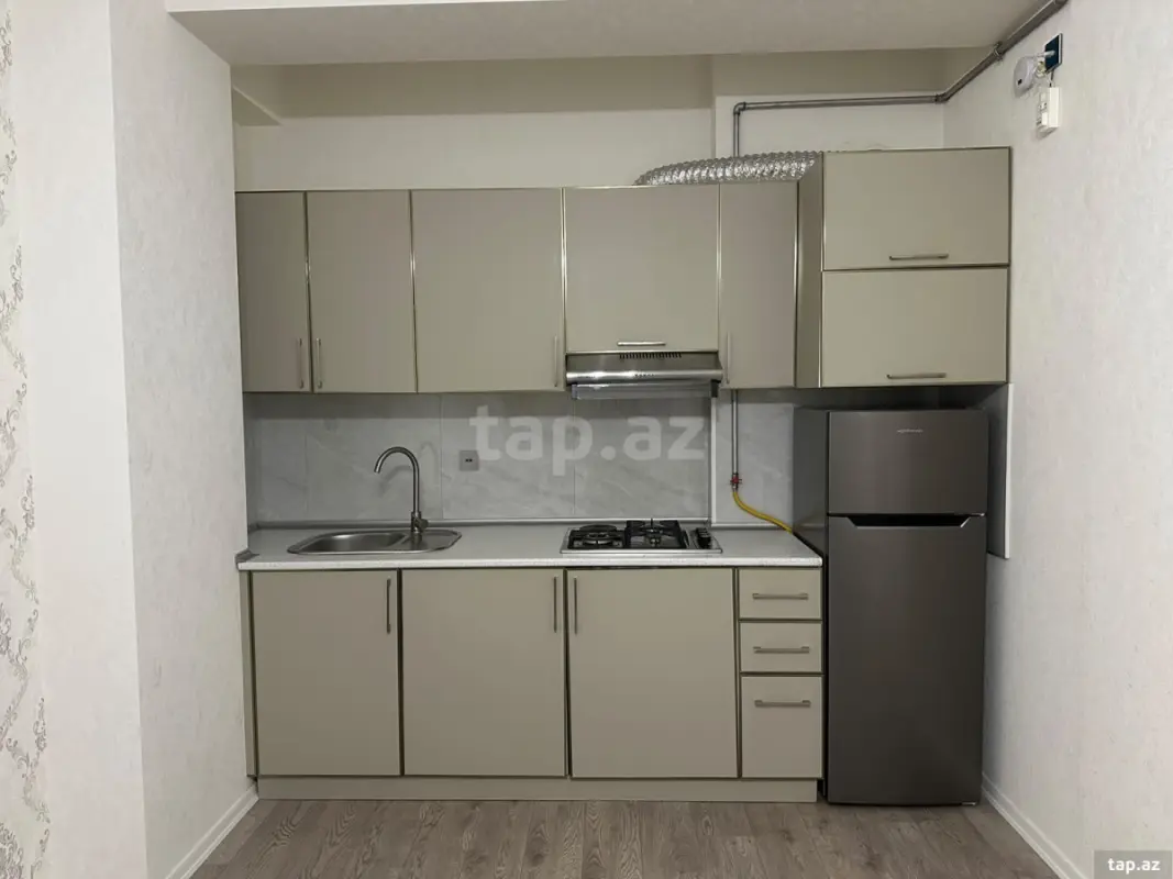 Kirayə verilir 2 otaqlı yeni tikili 48 m²