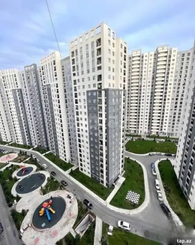 Satılır 3 otaqlı yeni tikili 95 m²