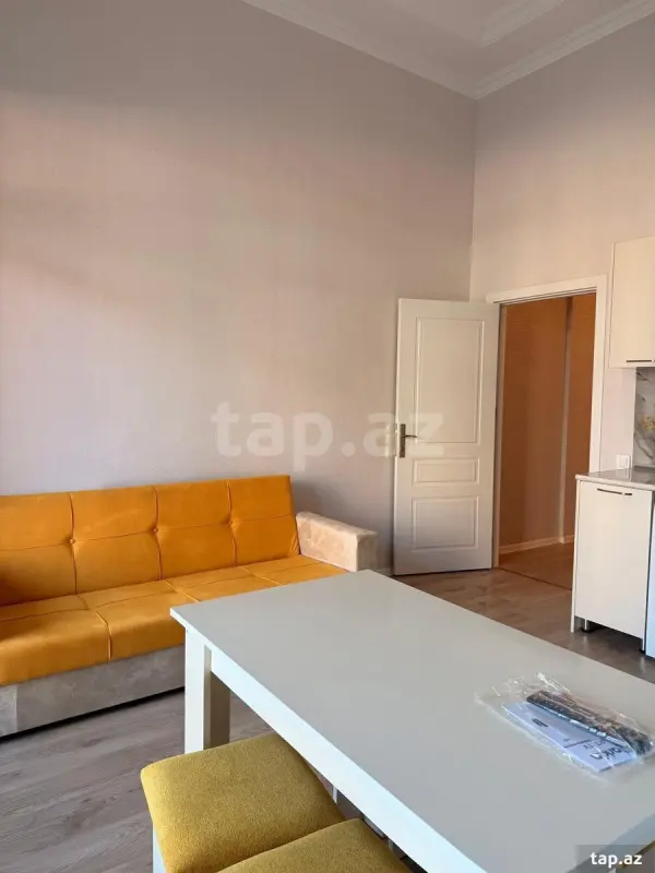 Kirayə verilir 2 otaqlı yeni tikili 50 m²