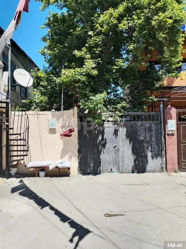 Satılır 6 otaqlı həyət evi 250 m²