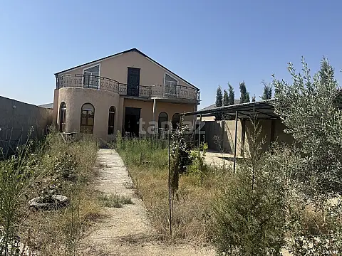 Satılır 8 otaqlı həyət evi 600 m² — Bakı 8 otaq 600.00 m²