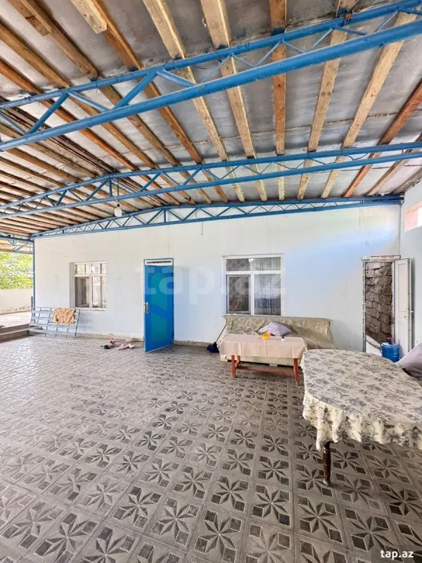 Satılır 7 otaqlı həyət evi 250 m²