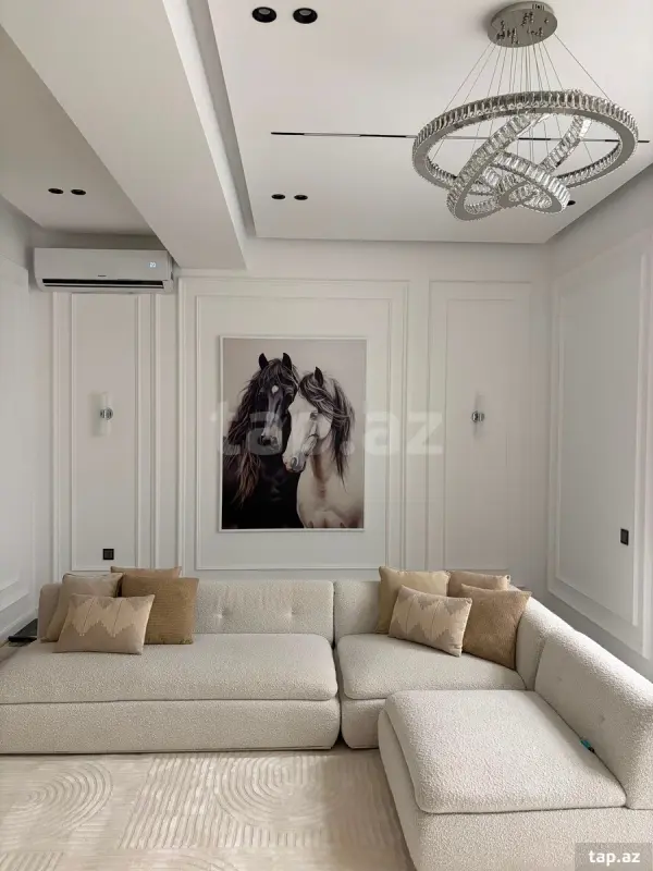 Kirayə verilir 2 otaqlı yeni tikili 120 m²