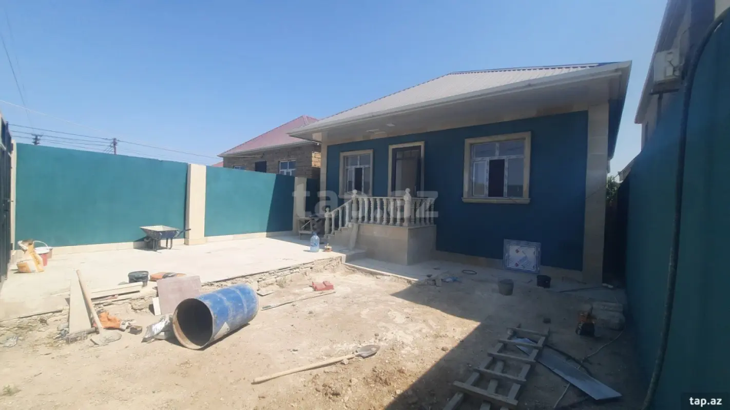 Satılır 3 otaqlı həyət evi 100 m²