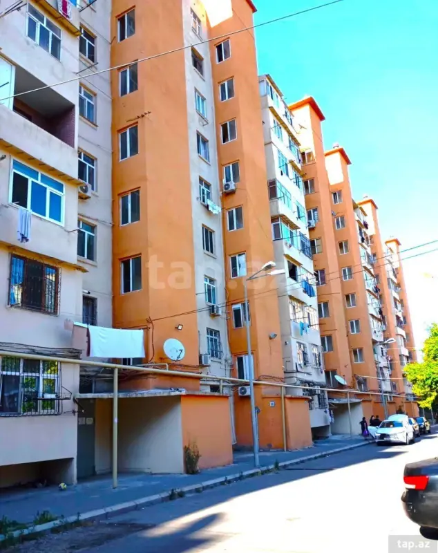 Satılır 5 otaqlı mənzil 110 m²