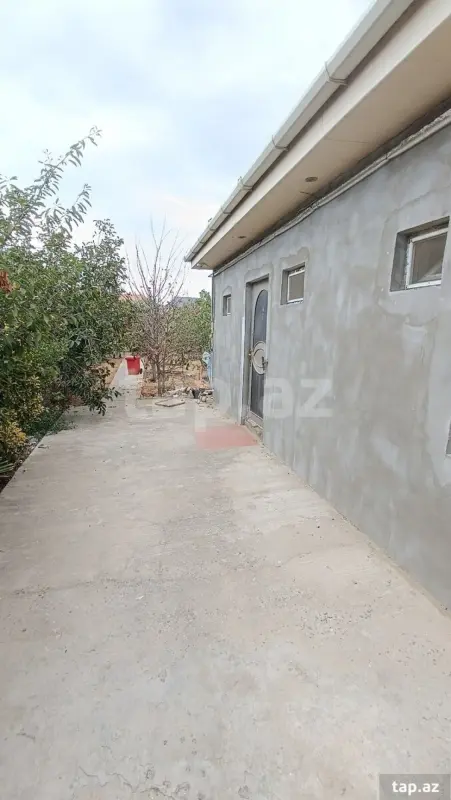 Kirayə verilir 2 otaqlı həyət evi 75 m²