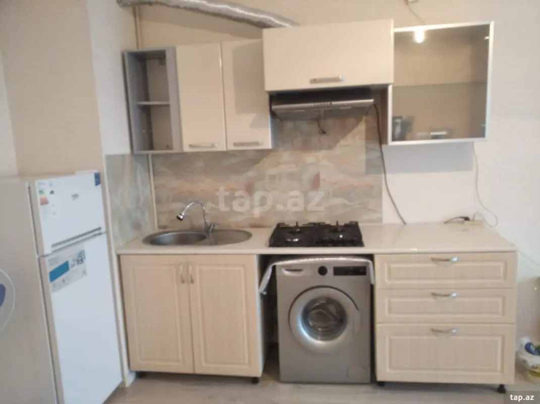 Kirayə verilir 2 otaqlı yeni tikili 45 m²