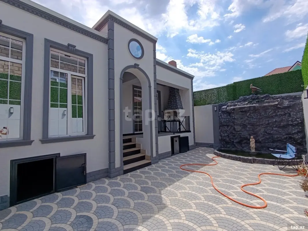 Satılır 4 otaqlı həyət evi 120 m²