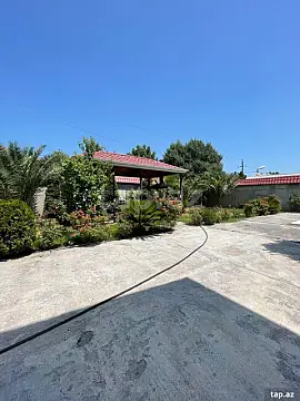 Satılır 4 otaqlı həyət evi 200 m² — Bakı, Novxanı 4 otaq 200.00 m²