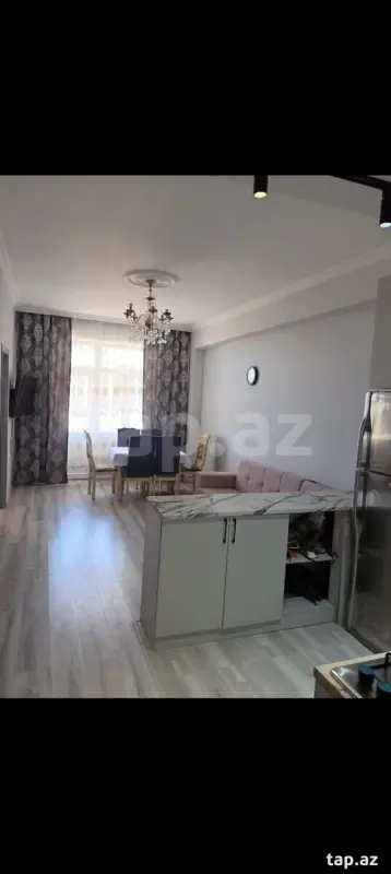 Kirayə verilir 3 otaqlı yeni tikili 80 m²