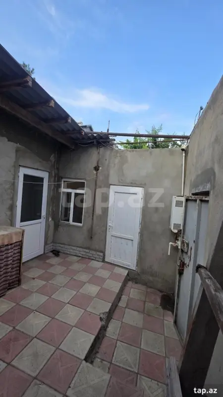 Satılır 2 otaqlı həyət evi 50 m²