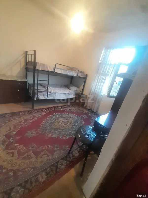 Kirayə verilir 1 otaqlı mənzil 60 m²