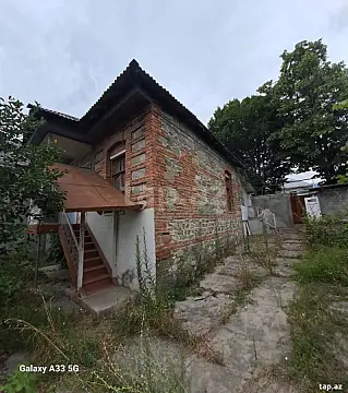 Satılır 2 otaqlı həyət evi 80 m² — Şəki 2 otaq 80.00 m²