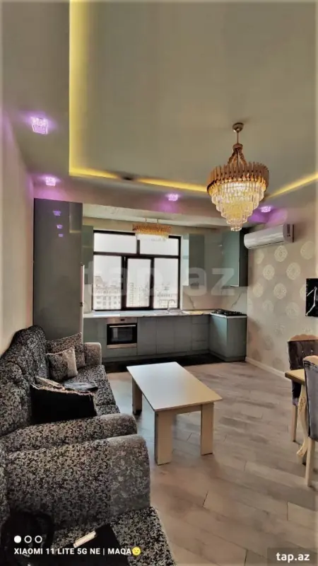 Kirayə verilir 3 otaqlı yeni tikili 95 m²