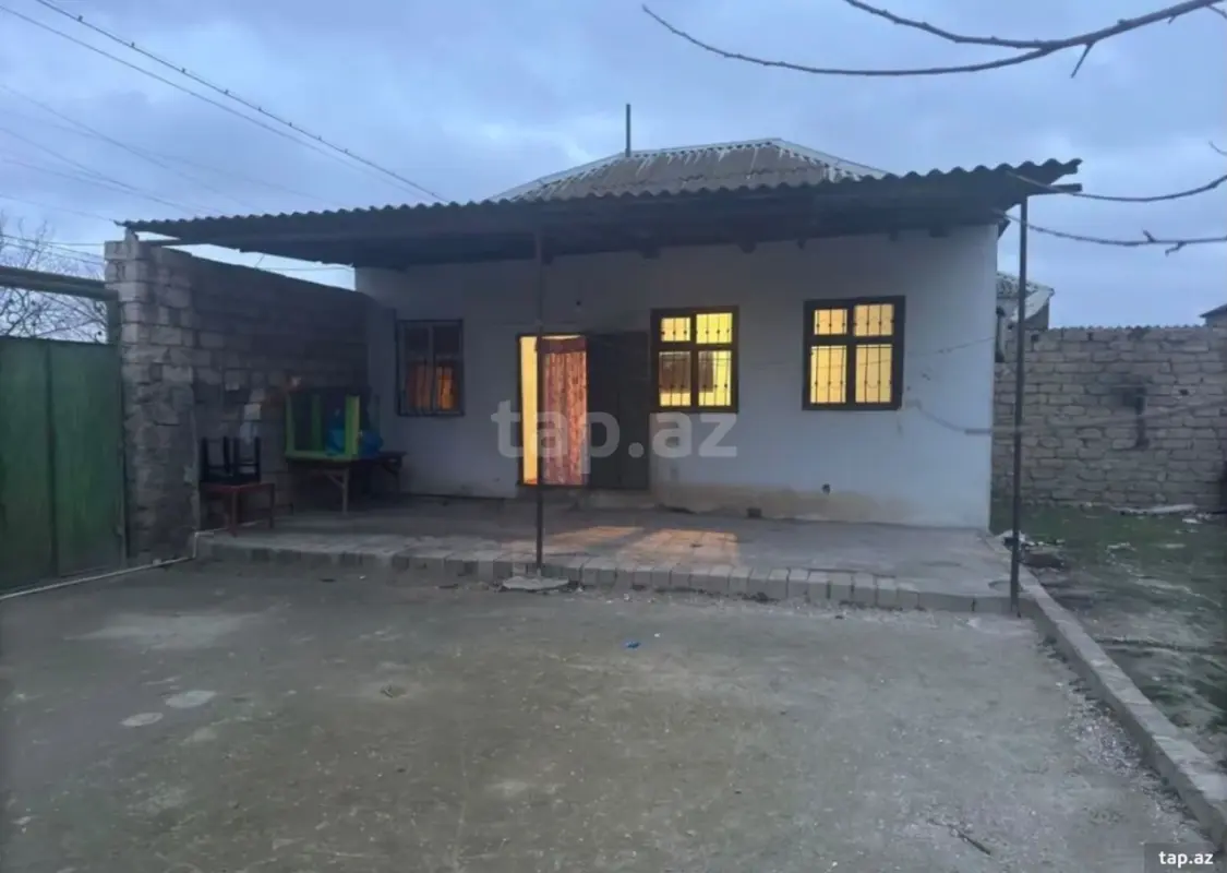 Kirayə verilir 3 otaqlı həyət evi 85 m²