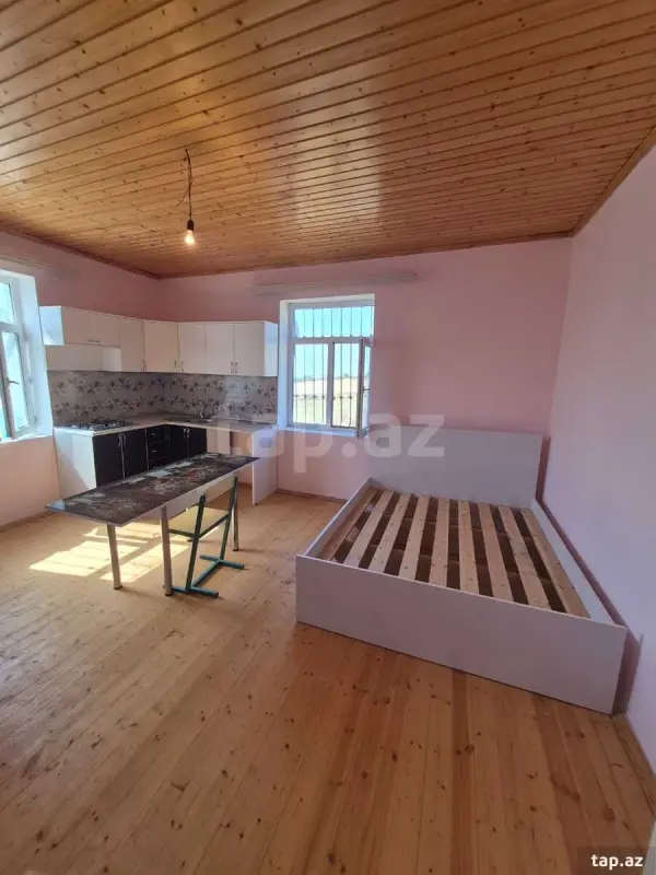 Satılır 5 otaqlı həyət evi 150 m²