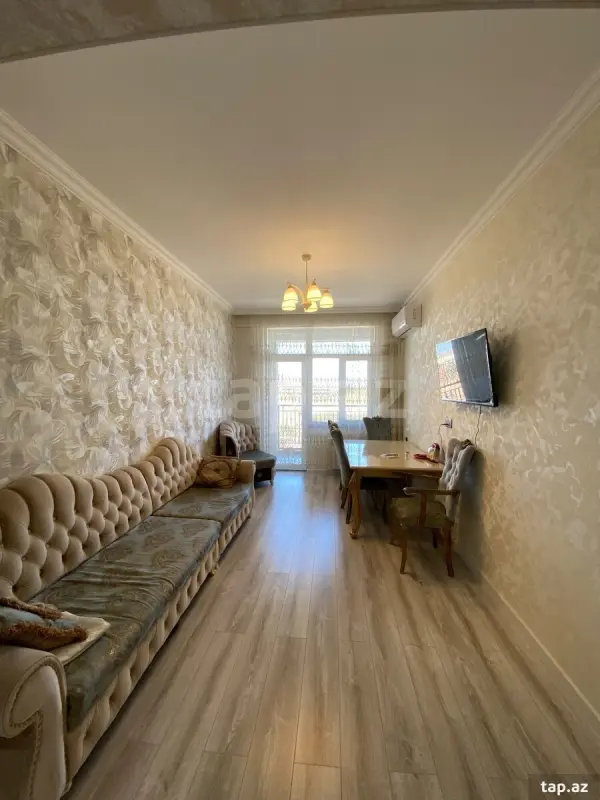 Kirayə verilir 3 otaqlı yeni tikili 100 m²