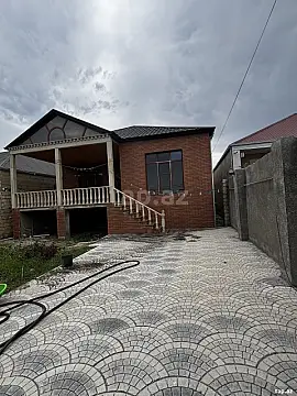 Satılır 4 otaqlı həyət evi 140 m² — Bakı 4 otaq 140.00 m²