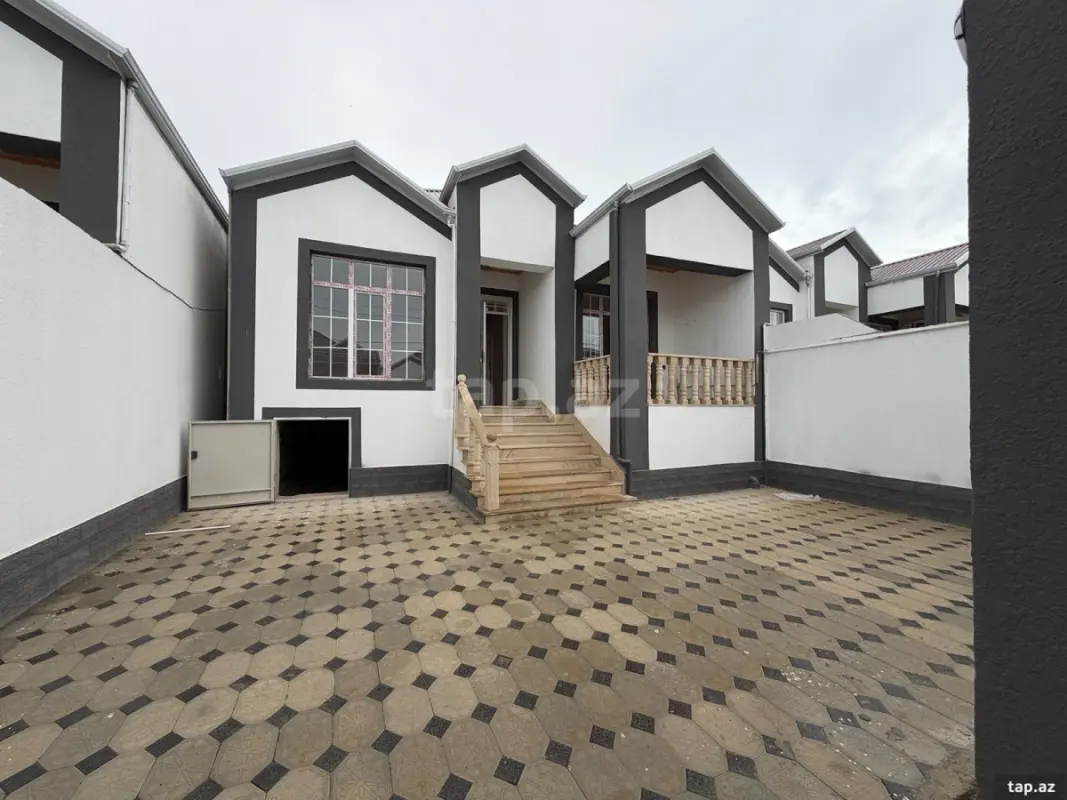 Satılır 3 otaqlı həyət evi 100 m²