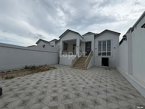Satılır 4 otaqlı həyət evi 100 m² — Bakı 4 otaq 100.00 m²