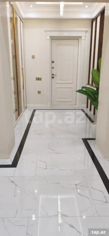 Satılır 4 otaqlı yeni tikili 174 m²