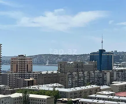 Satılır 4 otaqlı yeni tikili 180 m² — Bakı 4 otaq 180.00 m²