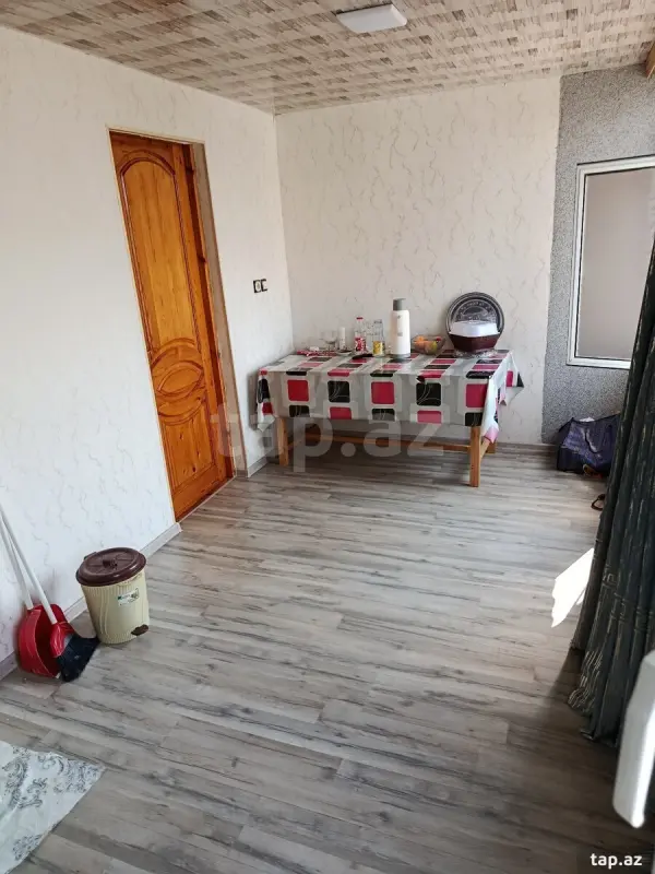Satılır 3 otaqlı mənzil 84.6 m²