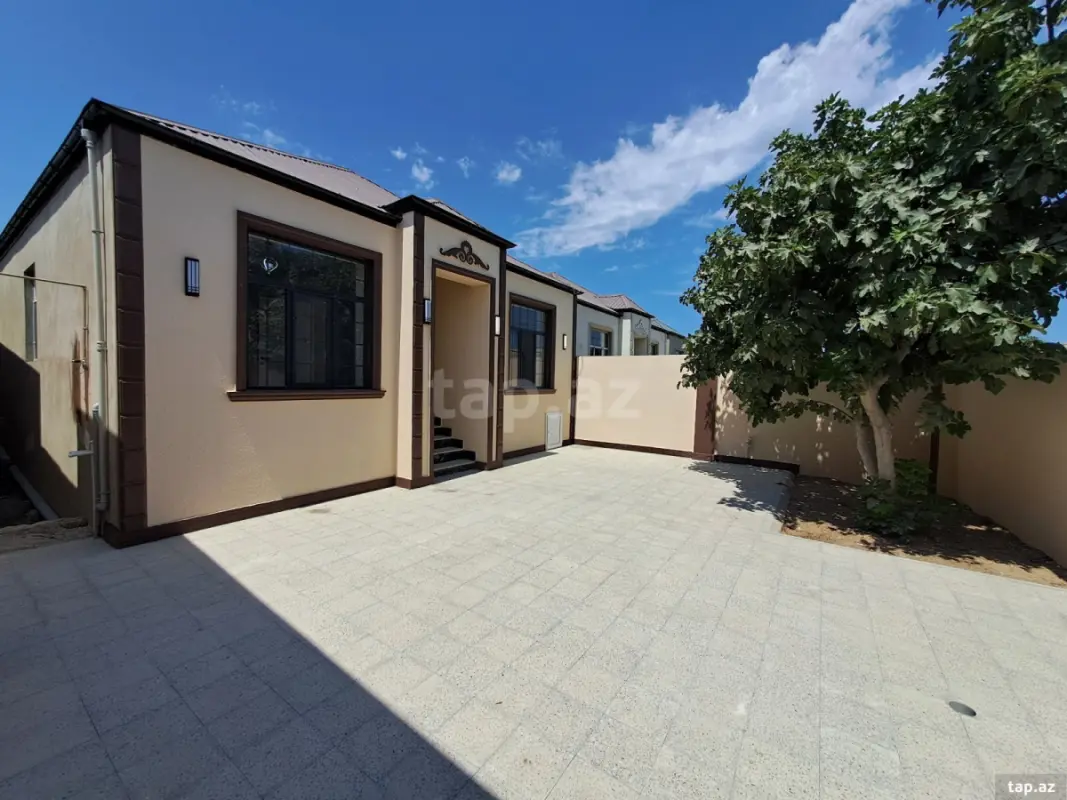 Satılır 4 otaqlı həyət evi 100 m²