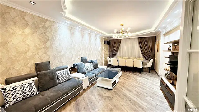 Satılır 3 otaqlı yeni tikili 128 m² — Bakı 3 otaq 128.00 m²