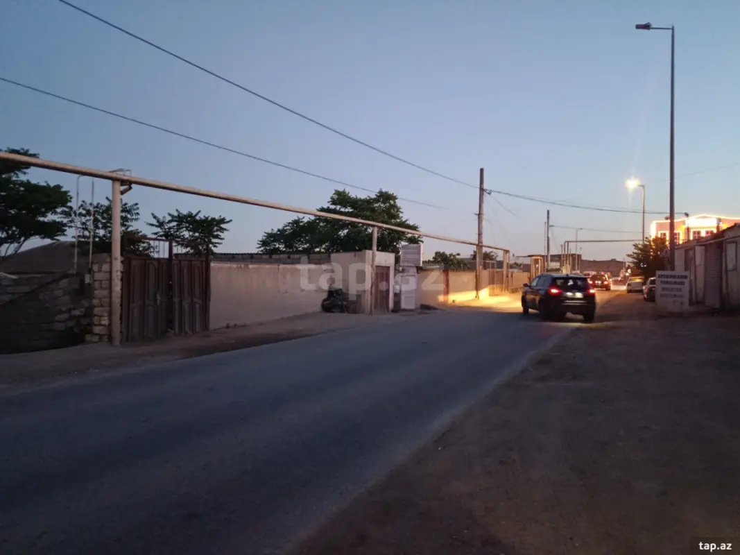 Satılır 4 otaqlı həyət evi 80 m²