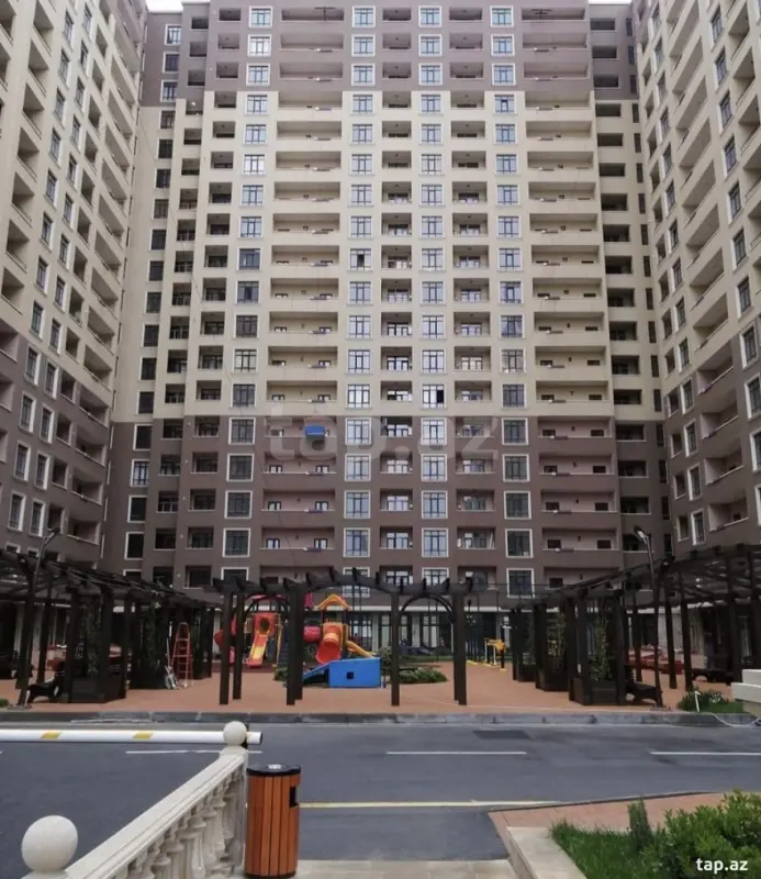 Satılır 3 otaqlı yeni tikili 95 m²