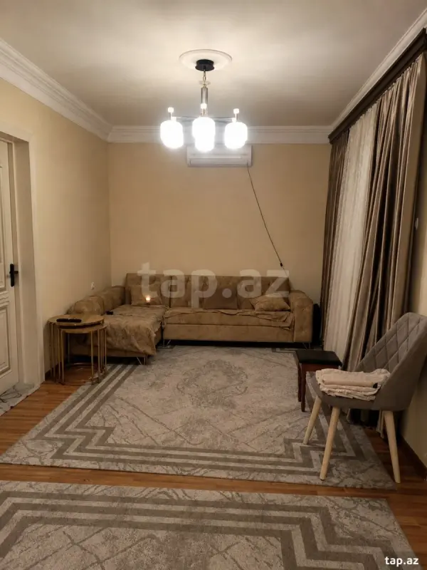 Satılır 4 otaqlı həyət evi 100 m²