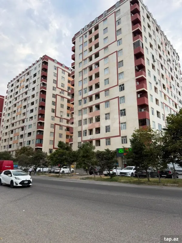Satılır 3 otaqlı yeni tikili 85 m²