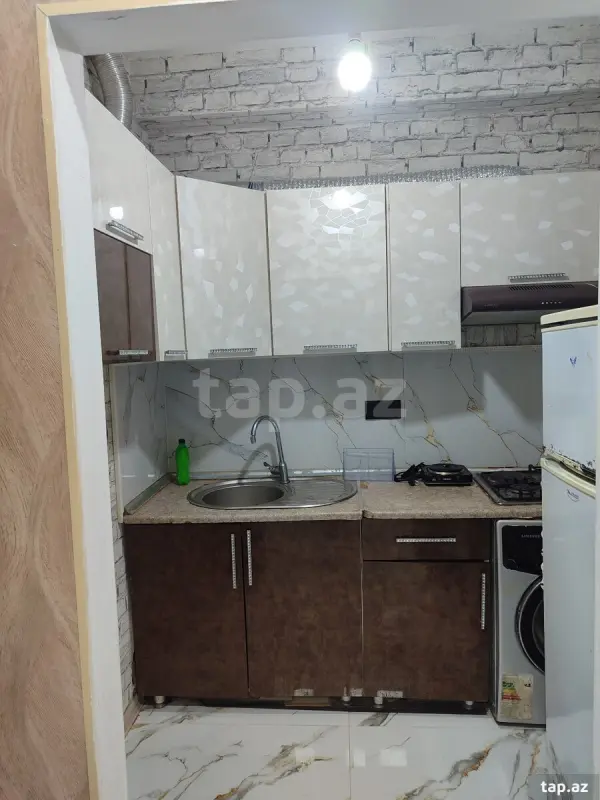 Kirayə verilir 2 otaqlı yeni tikili 50 m²