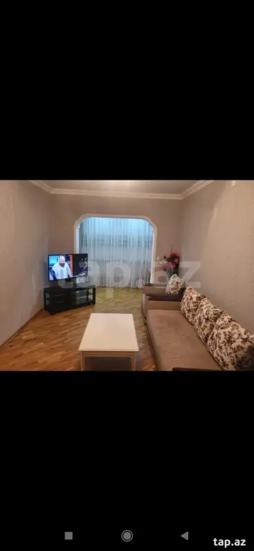 Kirayə verilir 2 otaqlı yeni tikili 65 m²