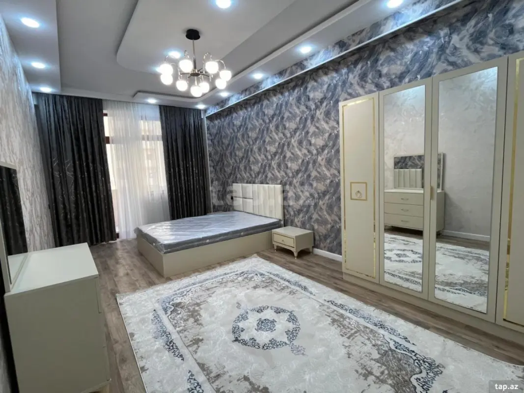 Kirayə verilir 3 otaqlı yeni tikili 105 m²