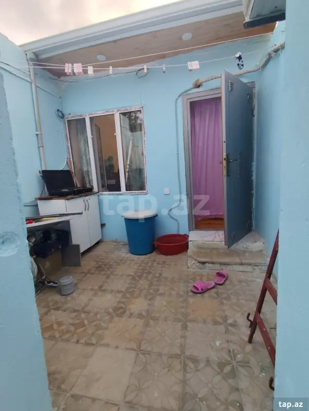 Satılır 2 otaqlı həyət evi 700 m²