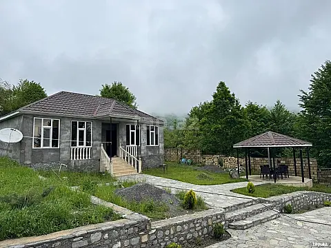 Kirayə verilir 3 otaqlı həyət evi 80 m² — Bakı 3 otaq 80.00 m²