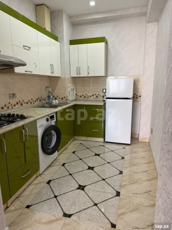 Kirayə verilir 2 otaqlı yeni tikili 85 m²